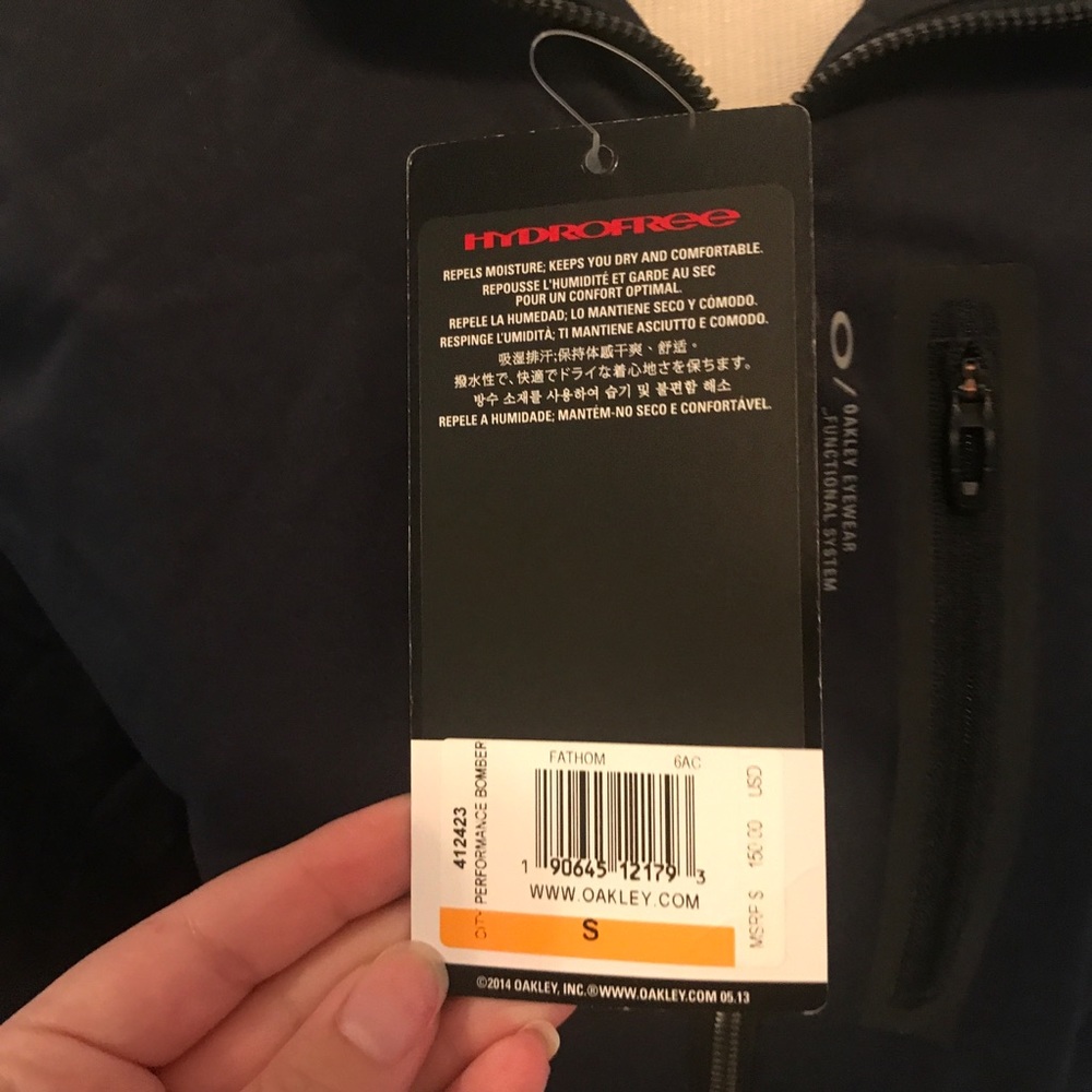Oakley bomber jacket black - Picture 3 of 4